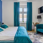 Imperial Apartments - Male Morze